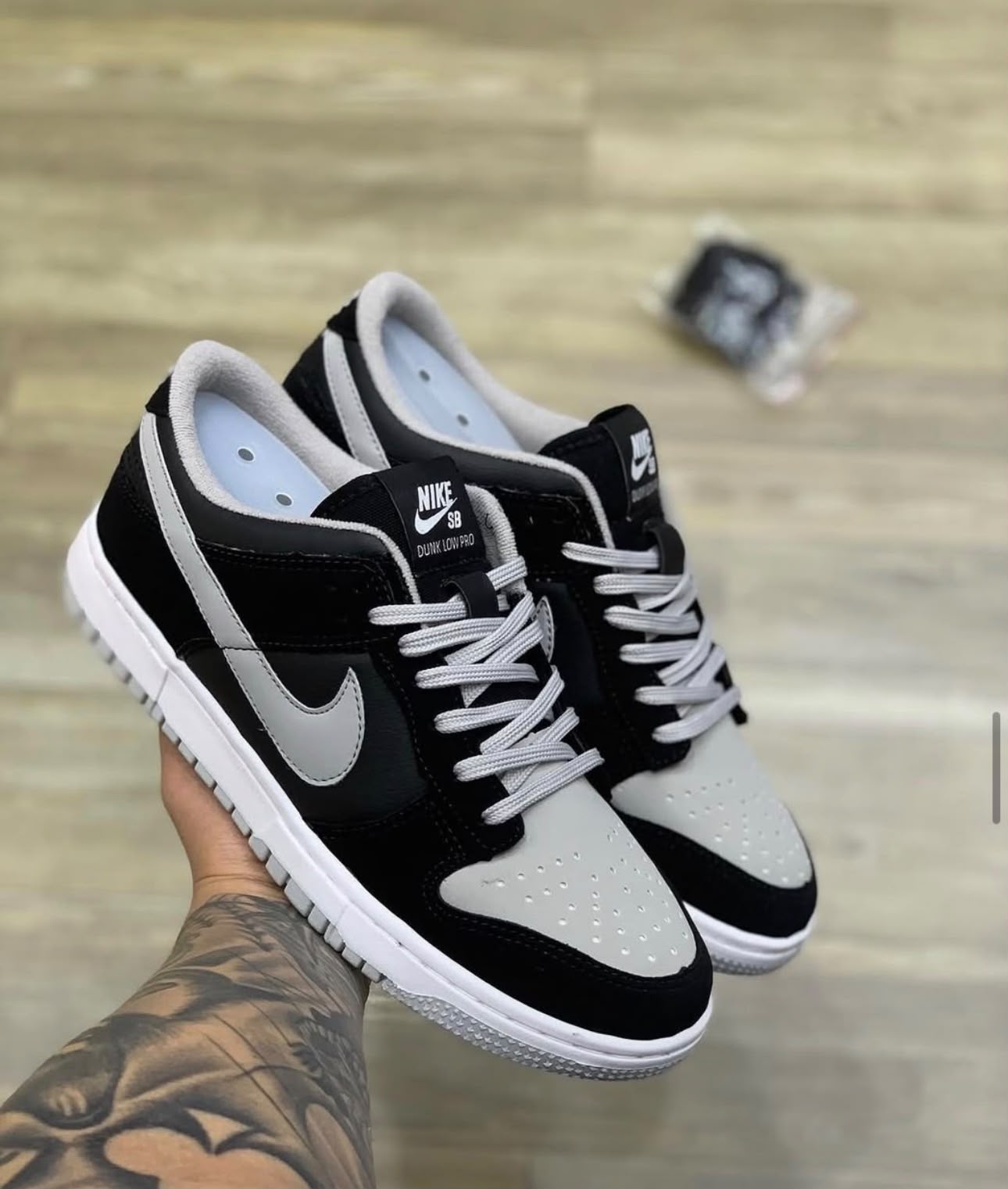 Nike Dunk Preto, Cinza e Branco — tamanhos 34 ao 44
